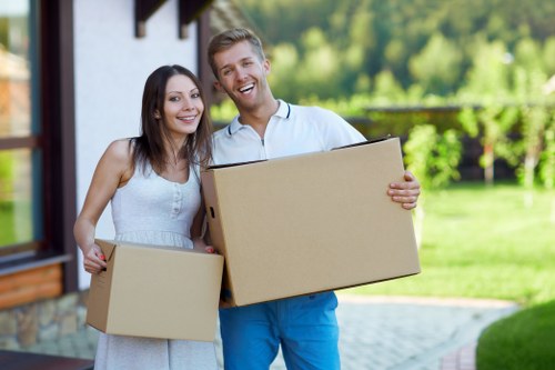 Local truck hire option for flat and house removals in Roehampton