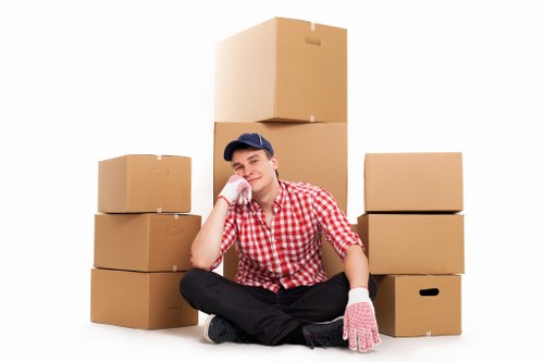 Transparent local moving quote process in Roehampton